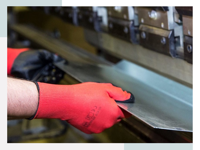 Гибка металла в Приморско-Ахтарск от 608 руб. - Надёжно и быстро